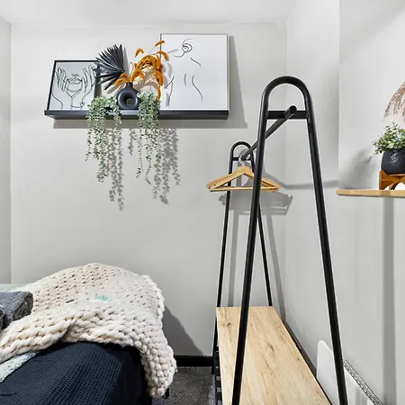 The Jane Austin - 2 Bed In Tatil Evi