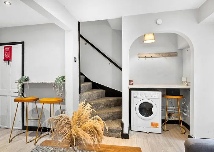 The Jane Austin - 2 Bed In *